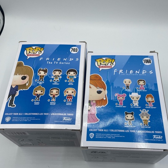 Friends funko pops set of 2 NWT - Picture 6 of 7